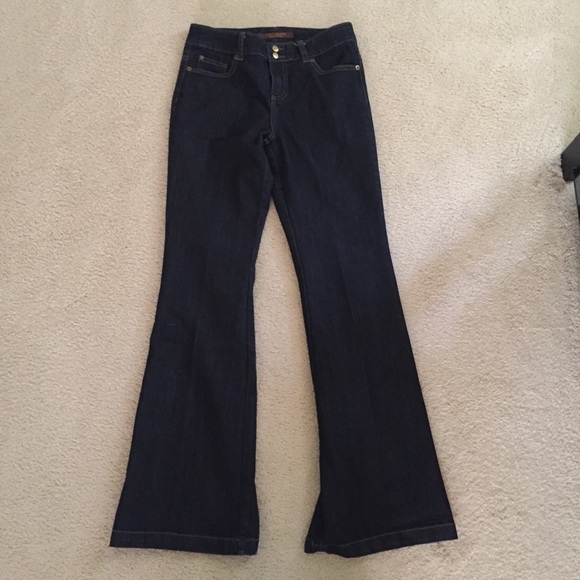 Jeans. Great condition. Barely worn - Picture 1 of 2